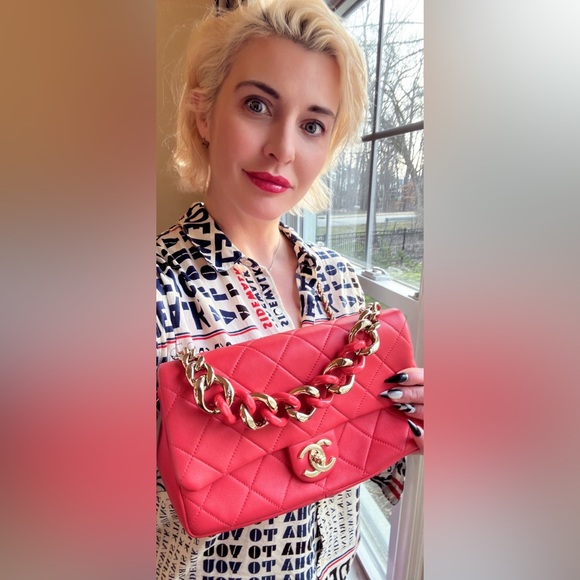 Meet your Posher, Erin - Picture 5 of 15